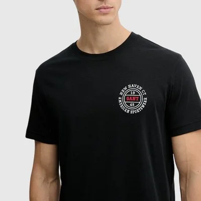 Camiseta GANT Negra Hombre 2