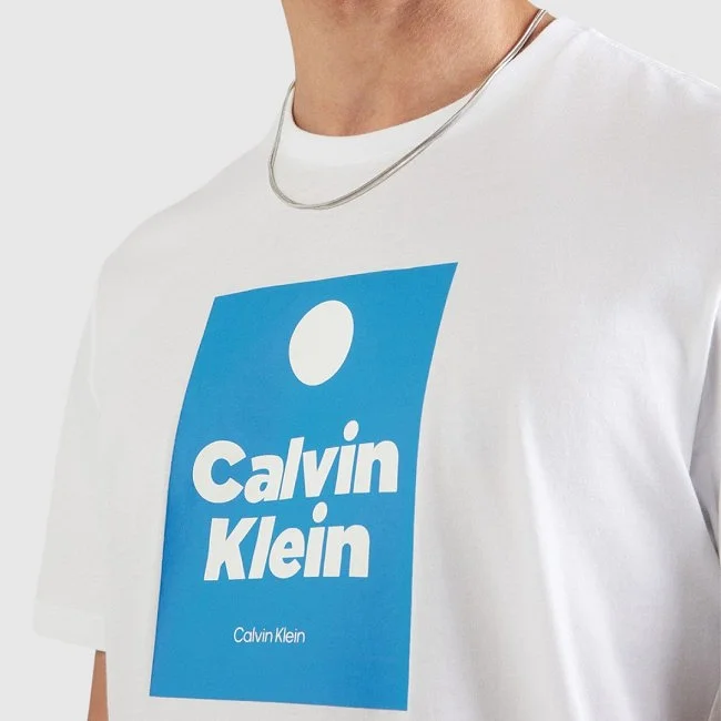 Camiseta Calvin Klein Blanca y Azul...