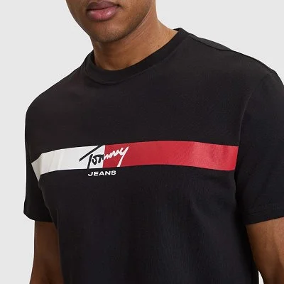 Camiseta Tommy Hilfiger... 2