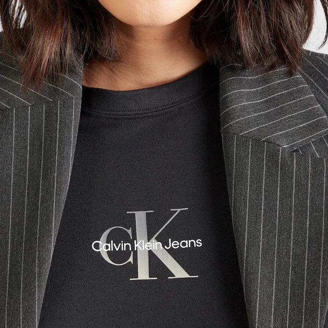 Camiseta Calvin Klein Negra Mujer