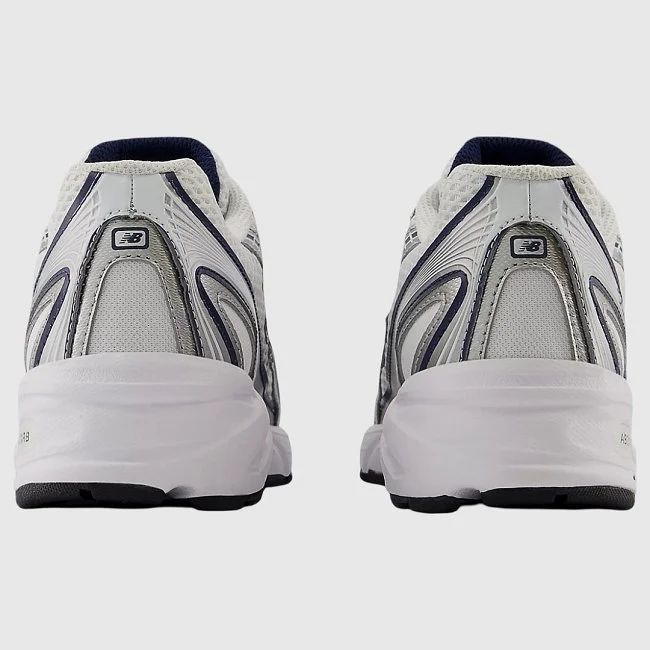 Zapatillas New Balance Blancas y Grises