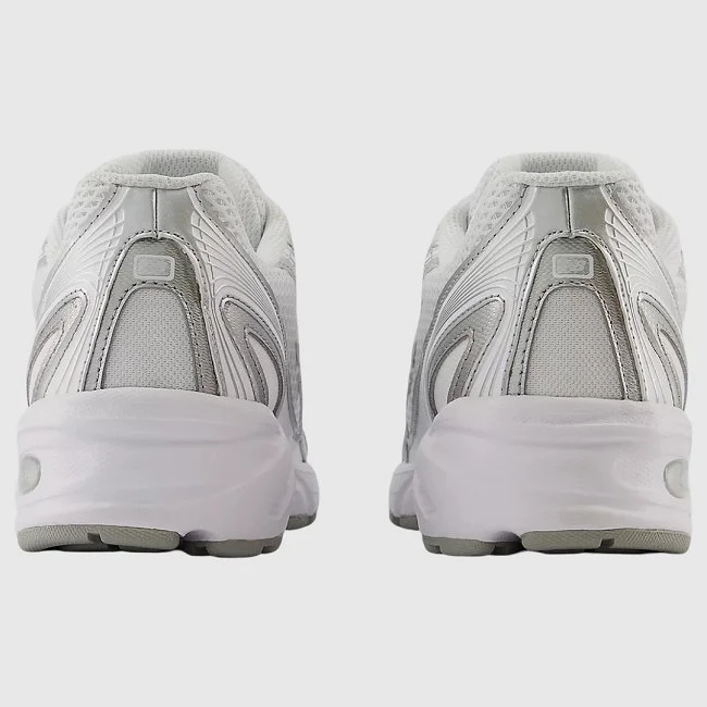 Zapatillas New Balance Blancas y Grises