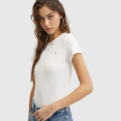 Camiseta Tommy Hilfiger... 2