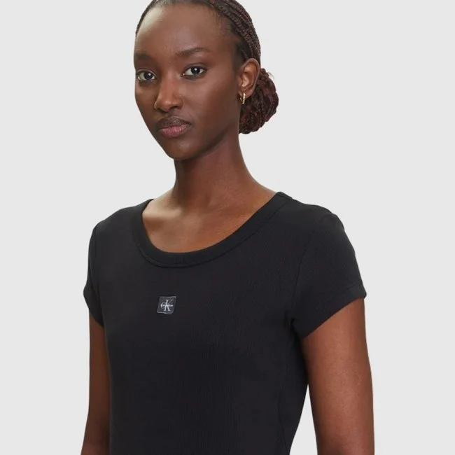 Camiseta Calvin Klein Negra Mujer
