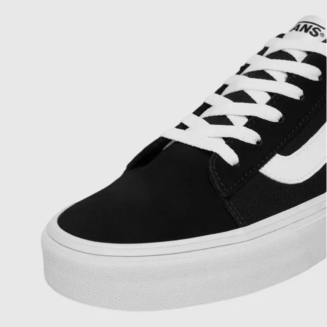 Zapatillas VANS Negras y Blancas Hombre