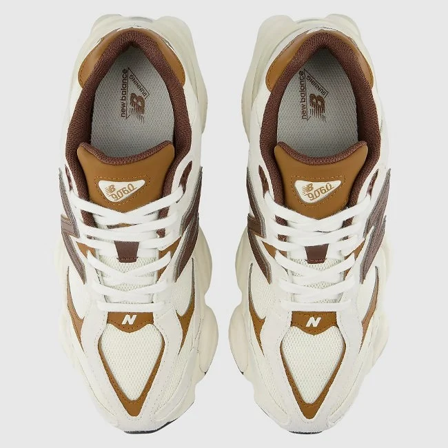 Zapatillas New Balance Beiges y Marrones