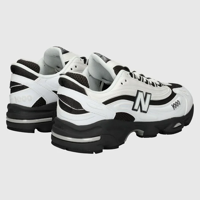 Zapatillas New Balance Blancas y Negras