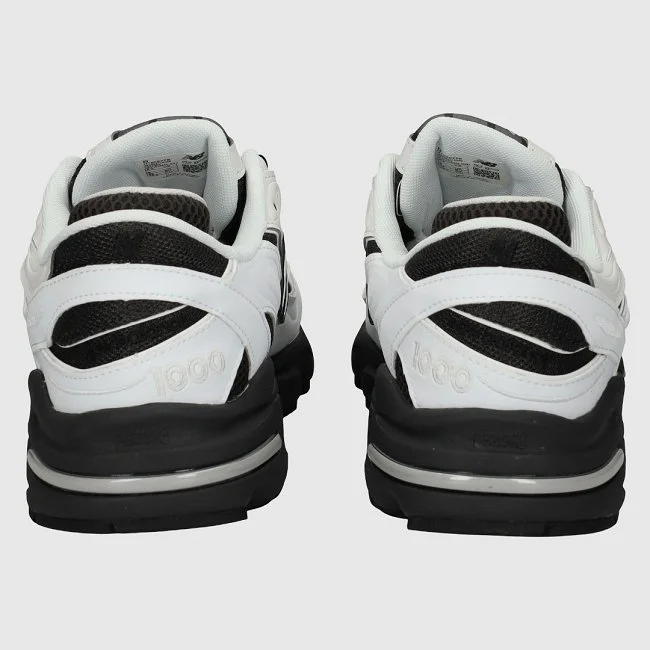 Zapatillas New Balance Blancas y Negras