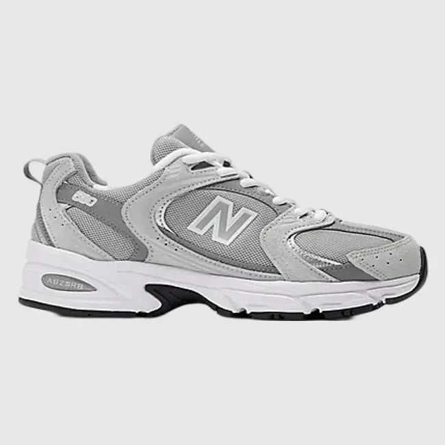 Zapatillas New Balance Grises y Blancas