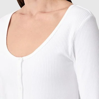 Camiseta Levi's Blanca Mujer 2