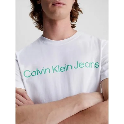 Camiseta Calvin Klein... 2