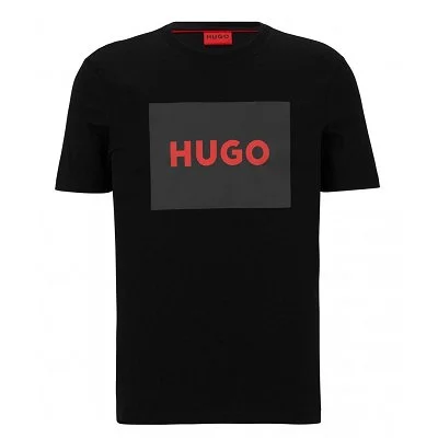 Camiseta Hugo Negra Logo...