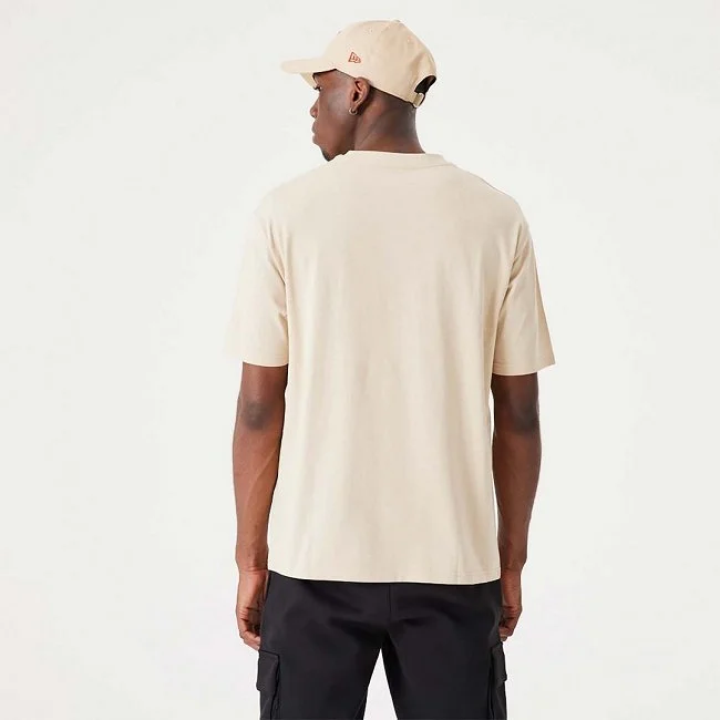 Camiseta New Era Beige Hombre