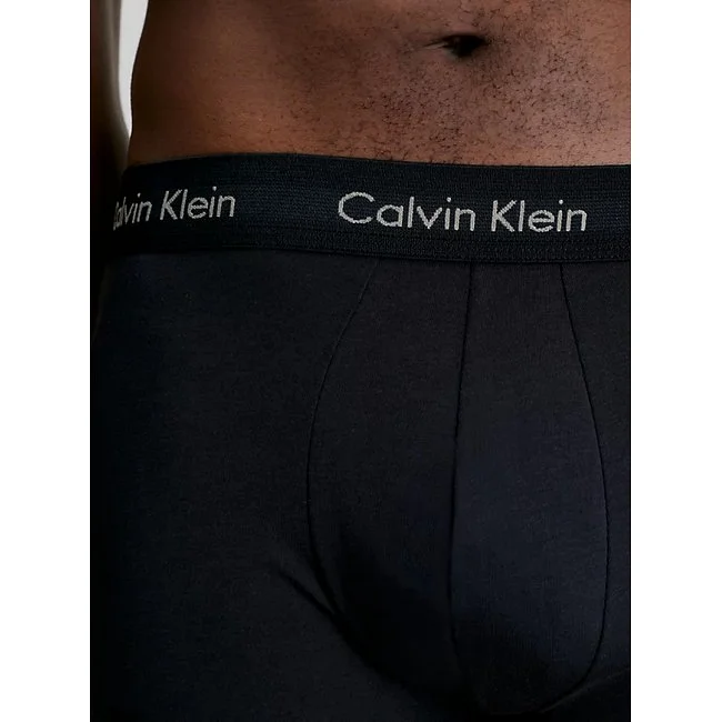 Pack de 3 Calzoncillos Calvin Klein... Pack de 3 Calzoncillos Calvin Klein...