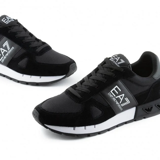 Zapatillas Armani Negras y Blancas...