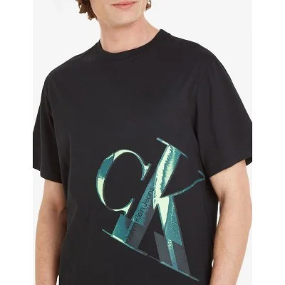 Camiseta Calvin Klein... 2