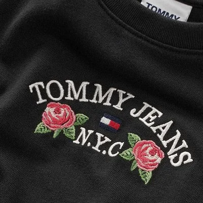 Camiseta Tommy Hilfiger... 2