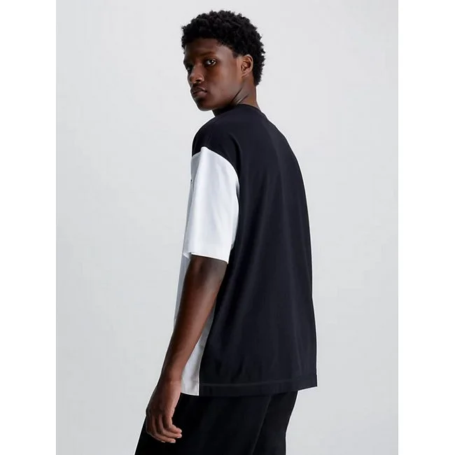 Camiseta Calvin Klein Blanca y Negra...