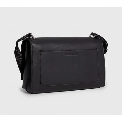 Bolso Calvin Klein Negro... 2
