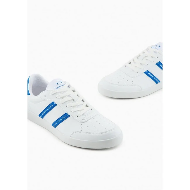 Zapatillas Armani Exchange Blancas y...