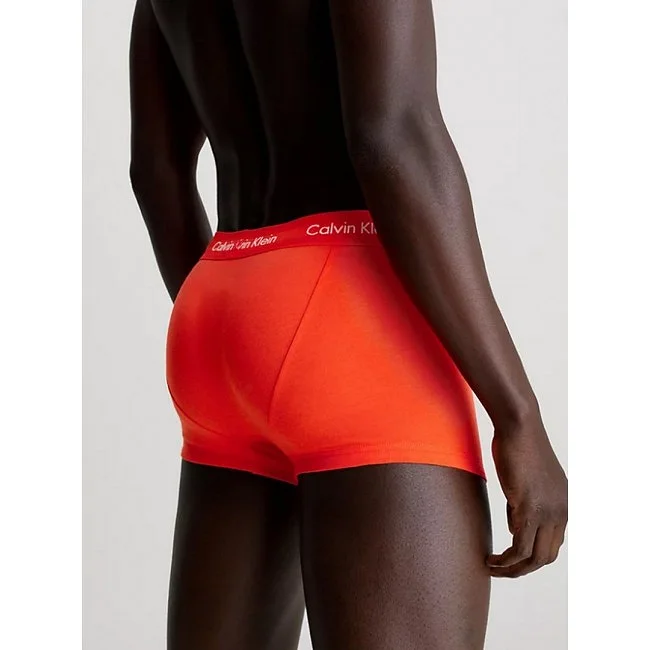 Pack de 3 Calzoncillos Calvin Klein... Pack de 3 Calzoncillos Calvin Klein...